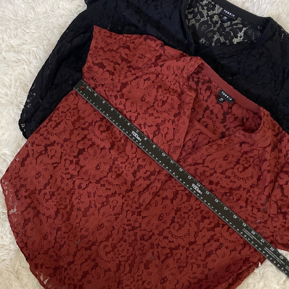 Torrid Lot of 2 Lace Blouses - Picture 9 of 9